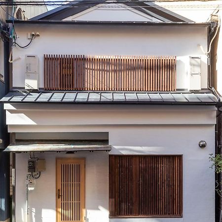 静響の宿 Silent Echo Inn Осака Экстерьер фото