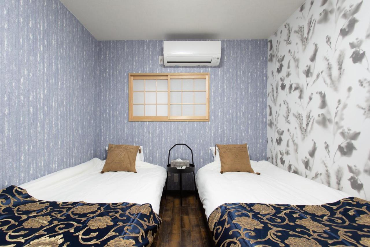 静響の宿 Silent Echo Inn Осака Экстерьер фото
