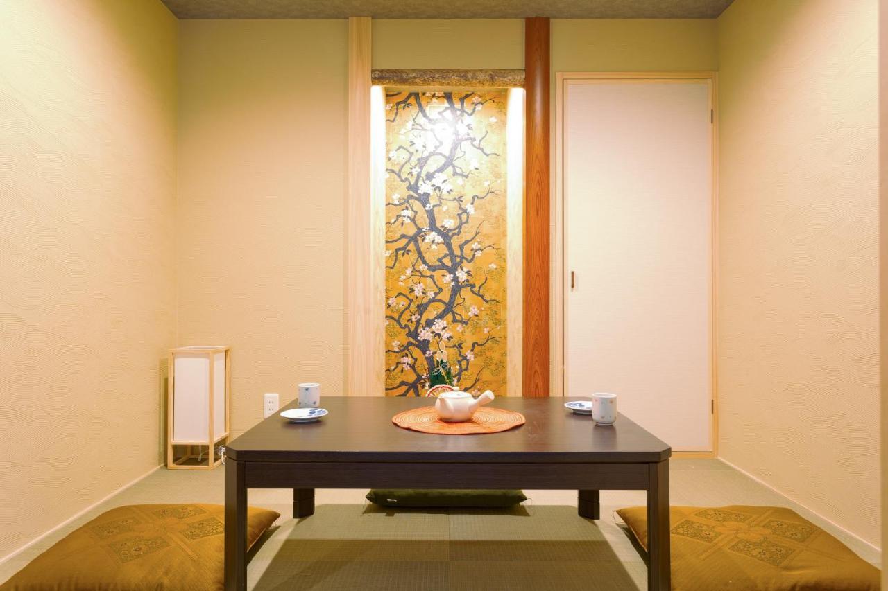 静響の宿 Silent Echo Inn Осака Экстерьер фото